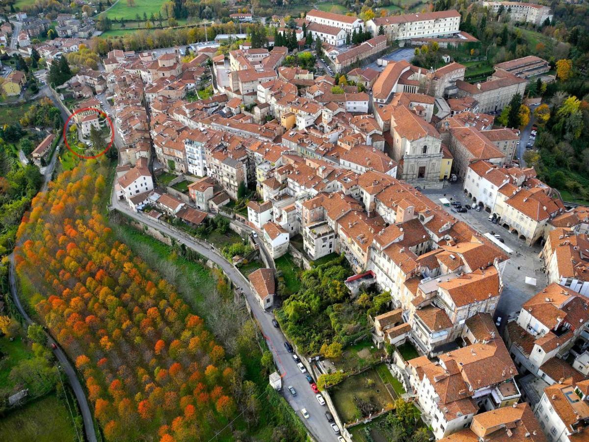 Langhe Apartment - モンドヴィ エクステリア 写真