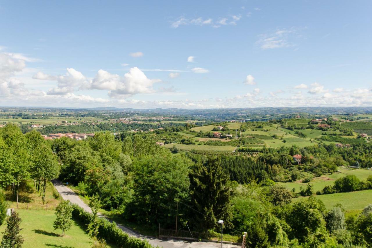 Langhe Apartment - モンドヴィ エクステリア 写真